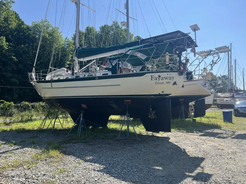 Slide: The Image of Pacific Seacraft 40 1996 - 5457082