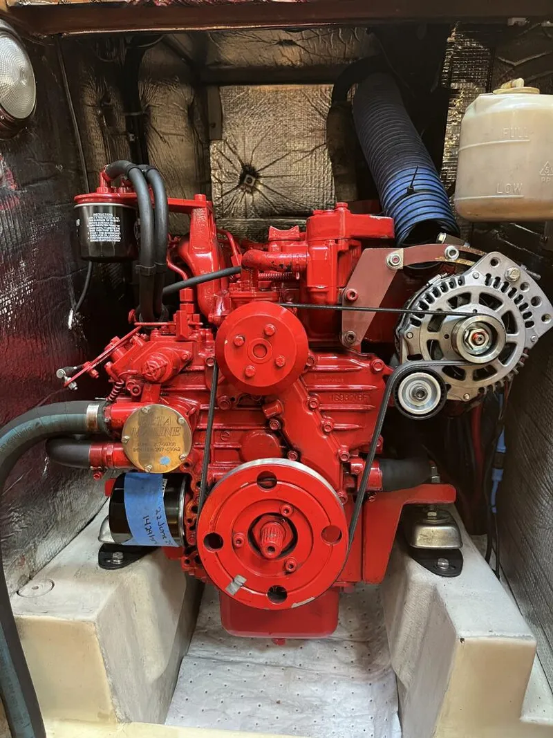 Slide: The Image of Pacific Seacraft 40 1996 - 5457120