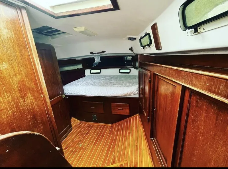 Slide: The Image of Morgan 41 1982 - 5852949