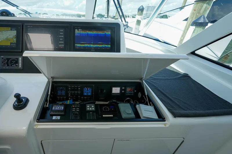 Slide: The Image of 2016 Viking 52 Sport Tower- CONTAGIOUS HABIT- Helm - 5546639