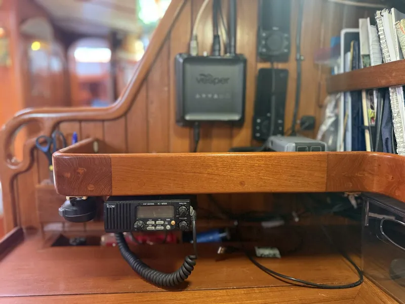 Slide: The Image of Passport 40 1988 - 5441086