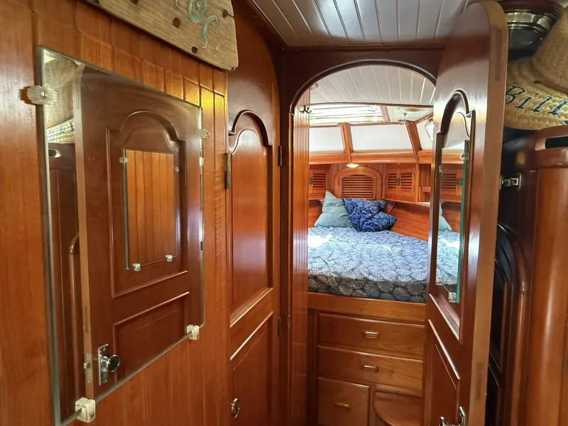 Slide: The Image of Passport 40 1988 - 5441098