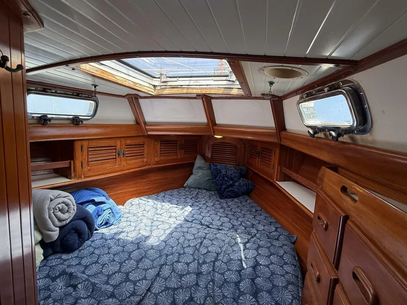 Slide: The Image of Passport 40 1988 - 5441100