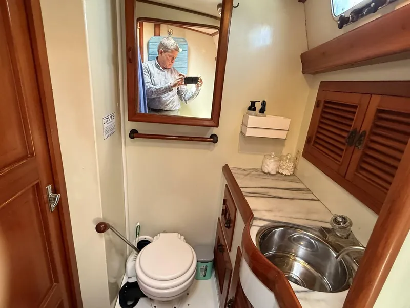 Slide: The Image of Passport 40 1988 - 5441110