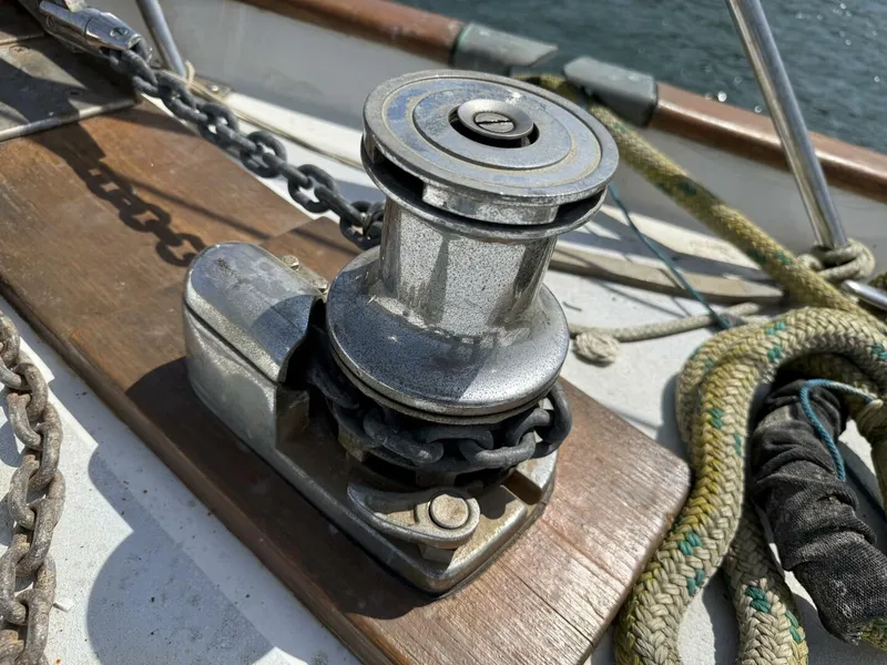 Slide: The Image of Passport 40 1988 - 5441140