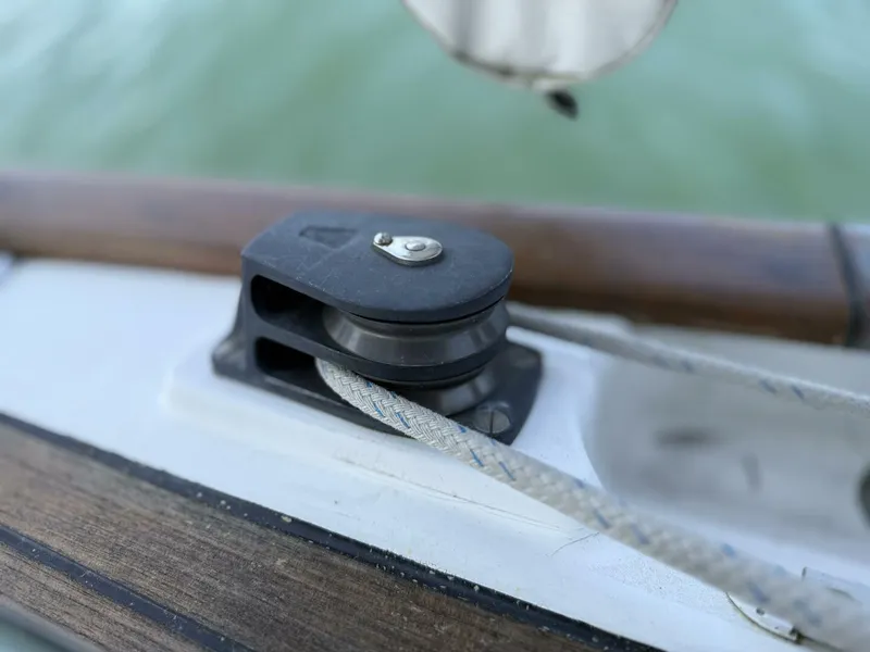 Slide: The Image of Passport 40 1988 - 5441177