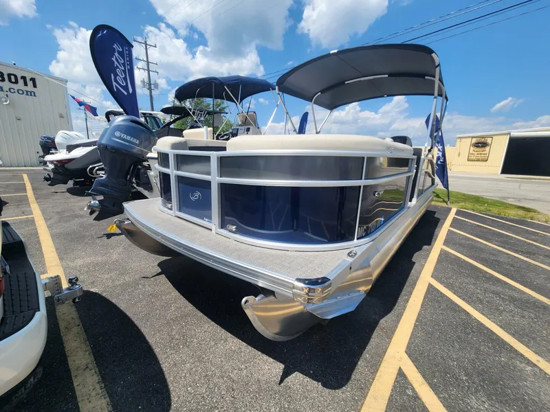 Slide: The Image of Barletta 22UC 2022 - 5442195