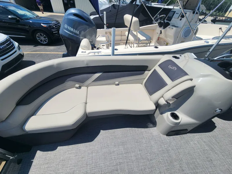 Slide: The Image of Barletta 22UC 2022 - 5442183