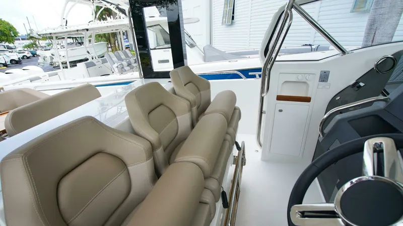 Slide: The Image of Nimbus Tender 11 - Helm 2024 Nimbus Tender 11 - 7679931
