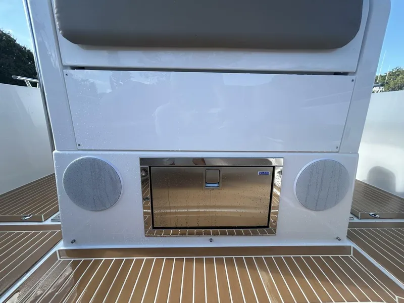 Slide: The Image of Nimbus Tender 9 2024 - 5955028