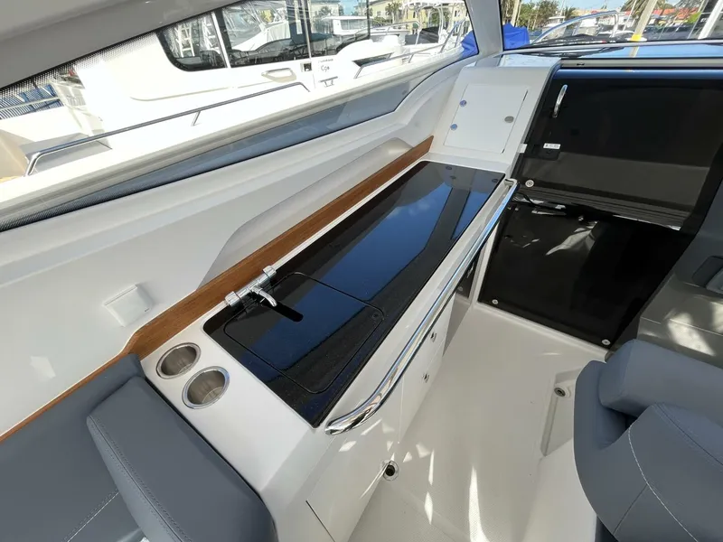 Slide: The Image of Nimbus Weekender 9 2024 - 5448613