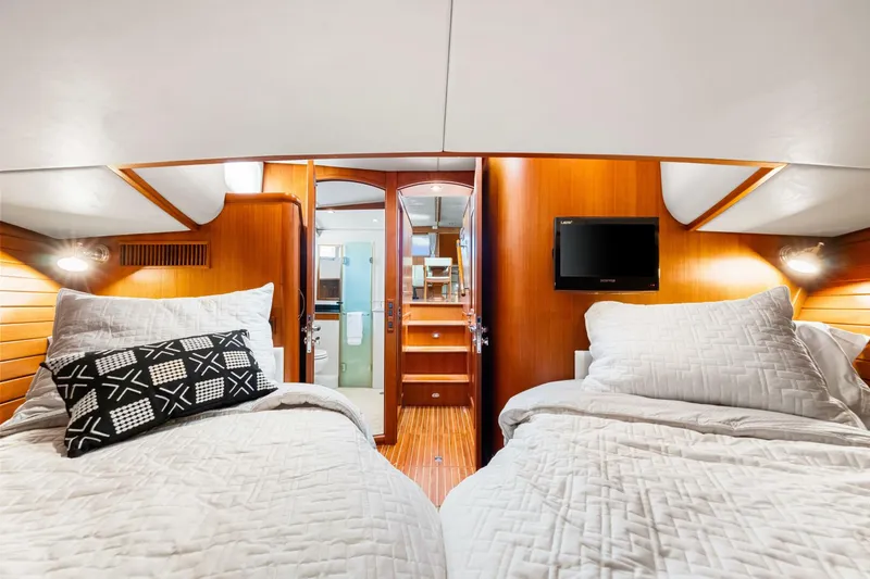 Slide: The Image of Grand Banks 47 Classic 2008 - 5444411