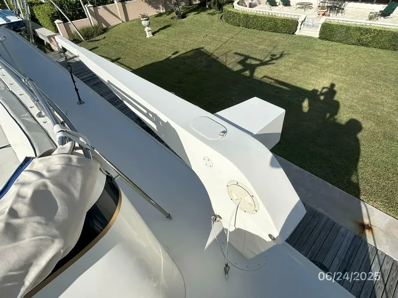 Slide: The Image of 63' Hatteras tender davit - 5444856