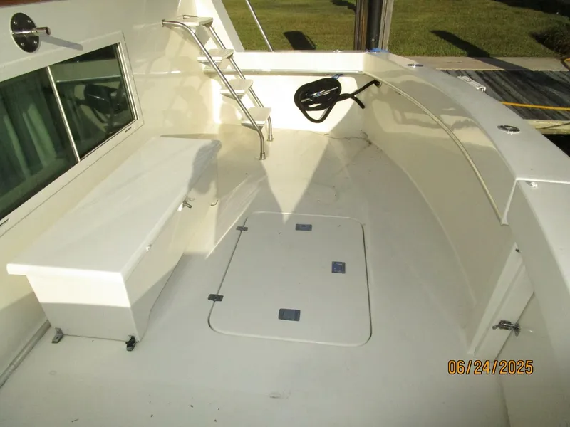 Slide: The Image of 63' Hatteras cockpit starboard - 5444674