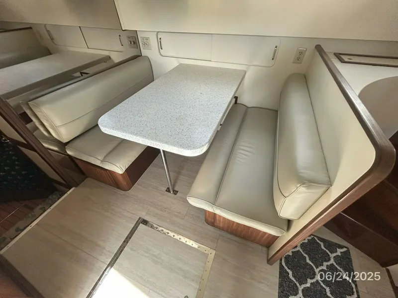 Slide: The Image of 63' Hatteras dinette - 5444679
