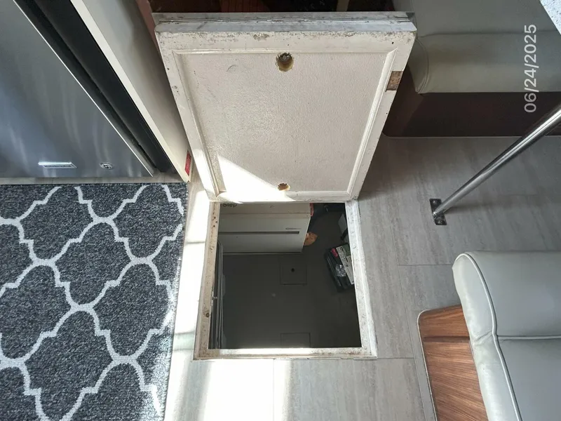 Slide: The Image of 63' Hatteras generator room access - 5444720