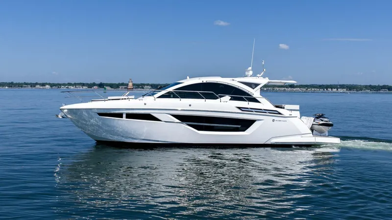 Slide: The Image of Cruisers Yachts 50 Cantius 2018 - 5444526