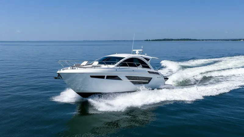 Slide: The Image of Cruisers Yachts 50 Cantius 2018 - 5444529