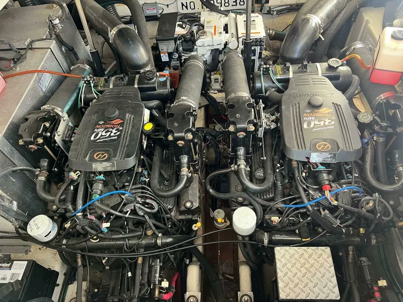 Slide: The Image of Sea Ray 310 Sundancer 2007 - 5444680