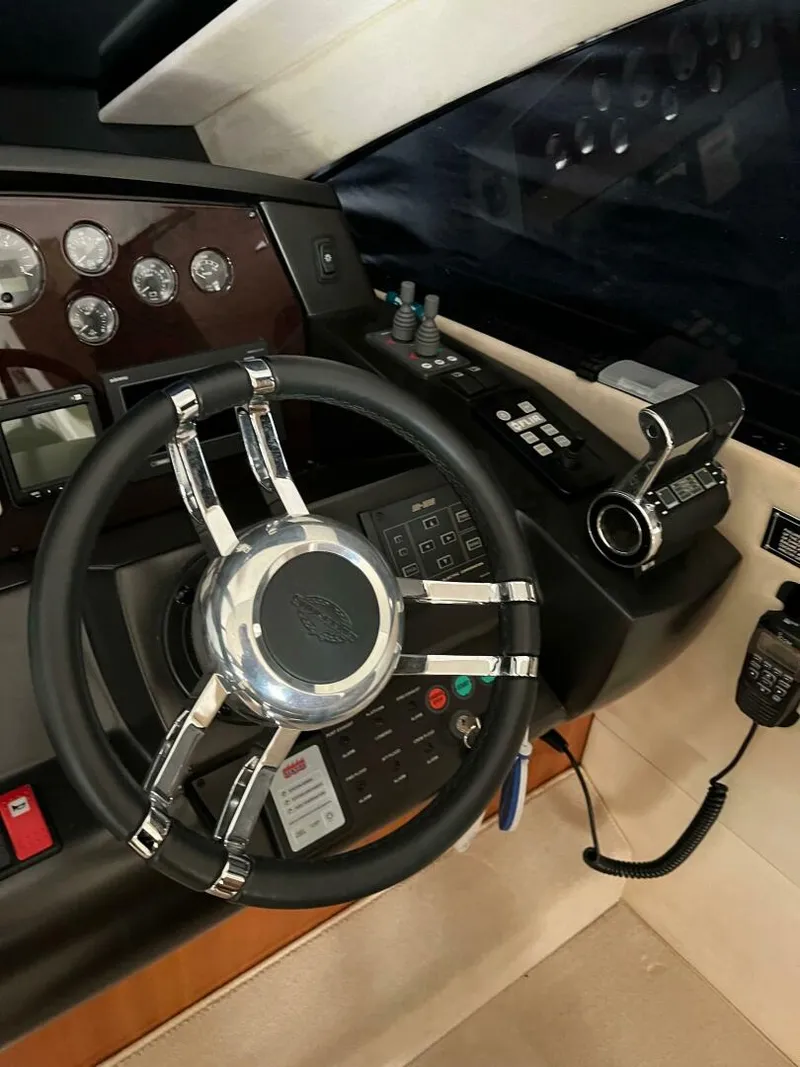 Slide: The Image of Sunseeker 60 Manhattan 2010 - 5444881