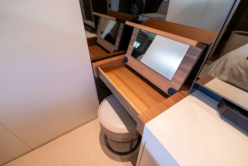 Slide: The Image of 2024 Sanlorenzo SL90A - 5445256