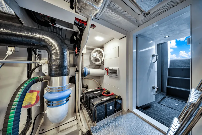 Slide: The Image of Galeon 560 FLY 2025 - 5450747