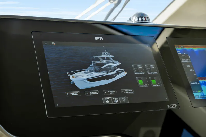 Slide: The Image of Galeon 560 FLY 2025 - 5450780