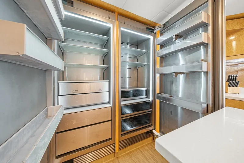 Slide: The Image of Huge Cold Storage  - 5494380