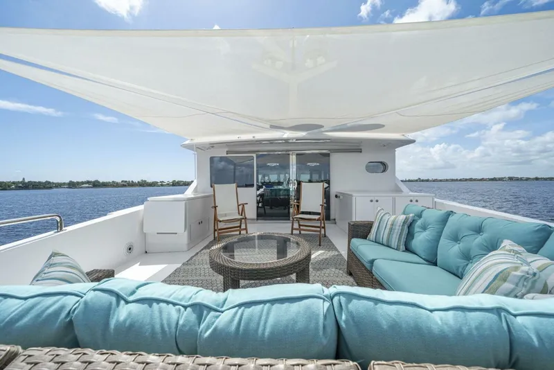 Slide: The Image of Shaded Boat Deck Seating   - 5494430