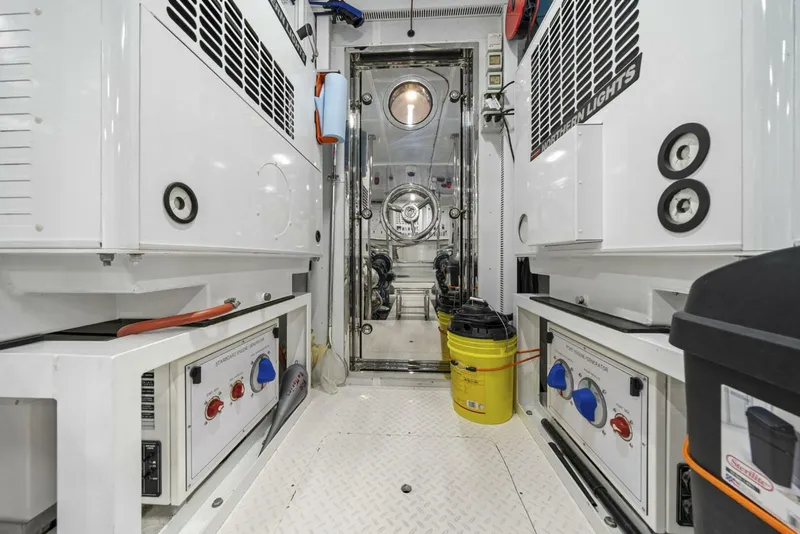 Slide: The Image of Generators Aft at Entrance   - 5494461