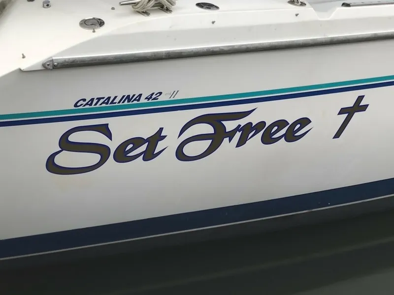 Slide: The Image of Catalina 42 Mk II 1995 - 5446227