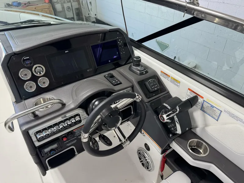 Slide: The Image of Formula 290 BR 2024 - 5447252