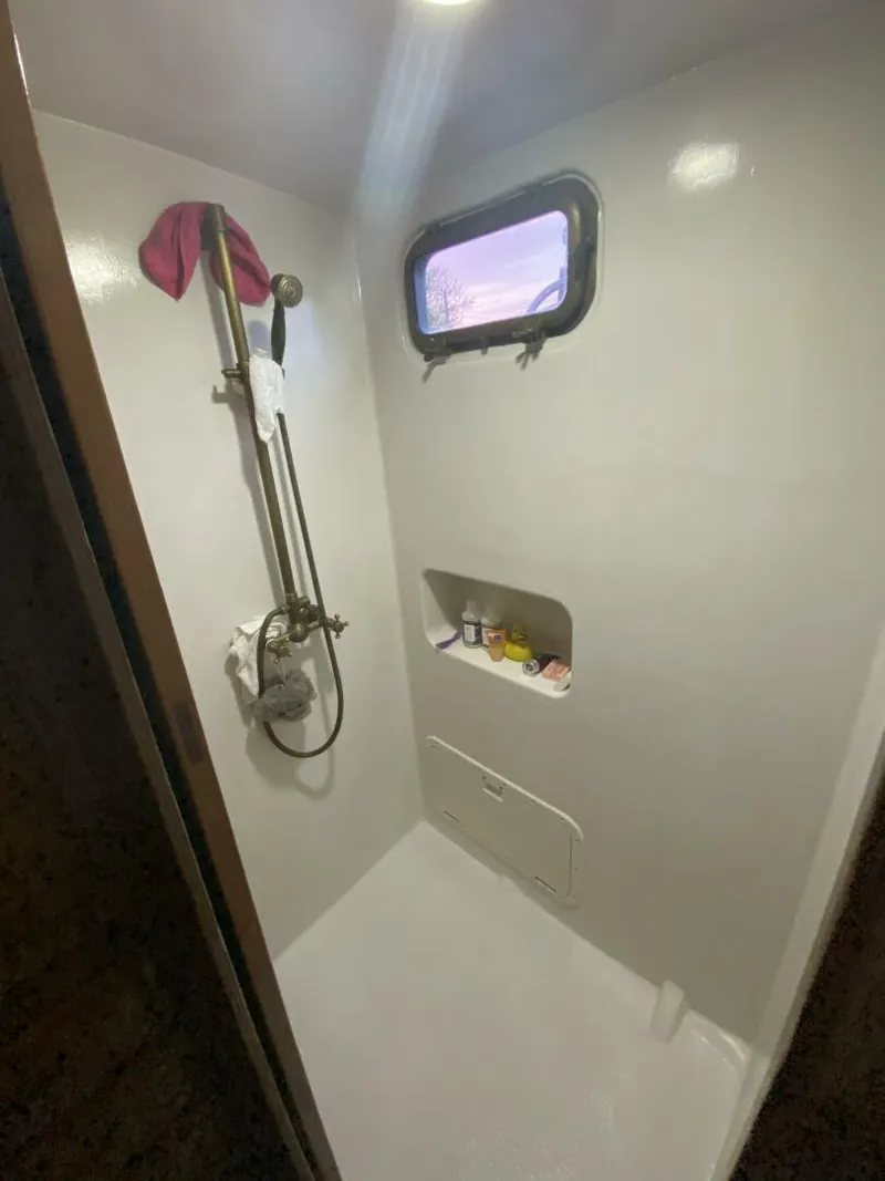 Slide: The Image of Marine Trading International Long Range Trawler 1981 - 5447430