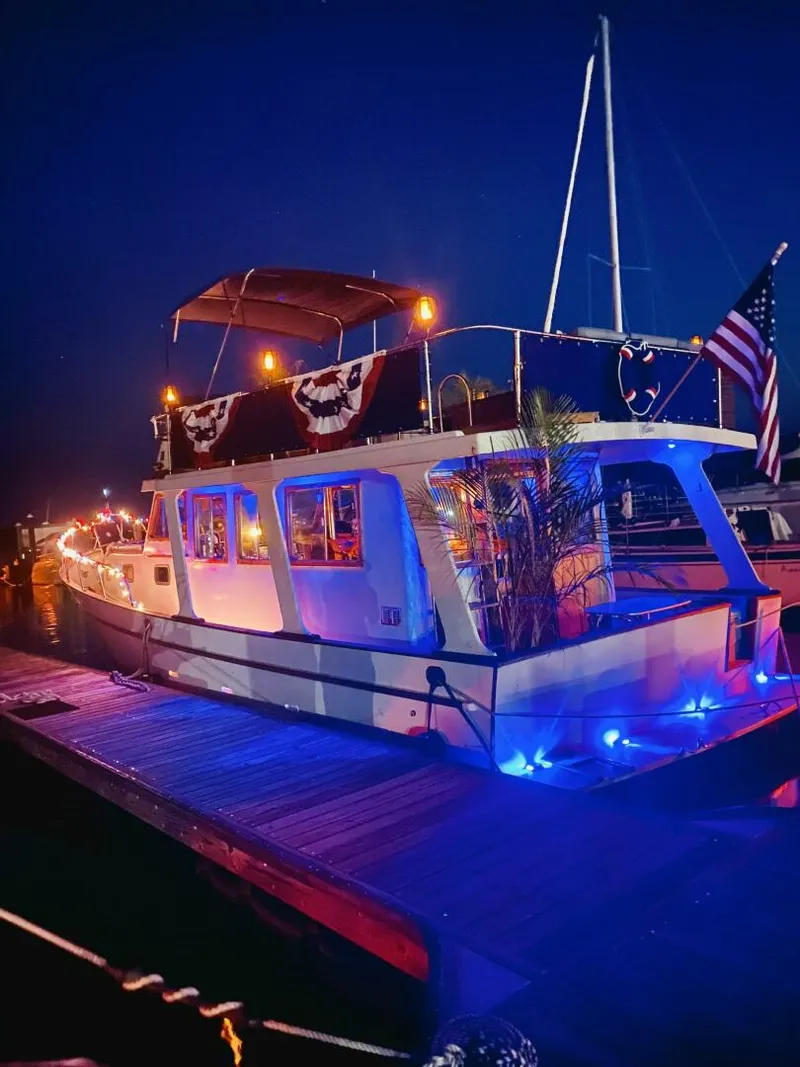 Slide: The Image of Marine Trading International Long Range Trawler 1981 - 5447421