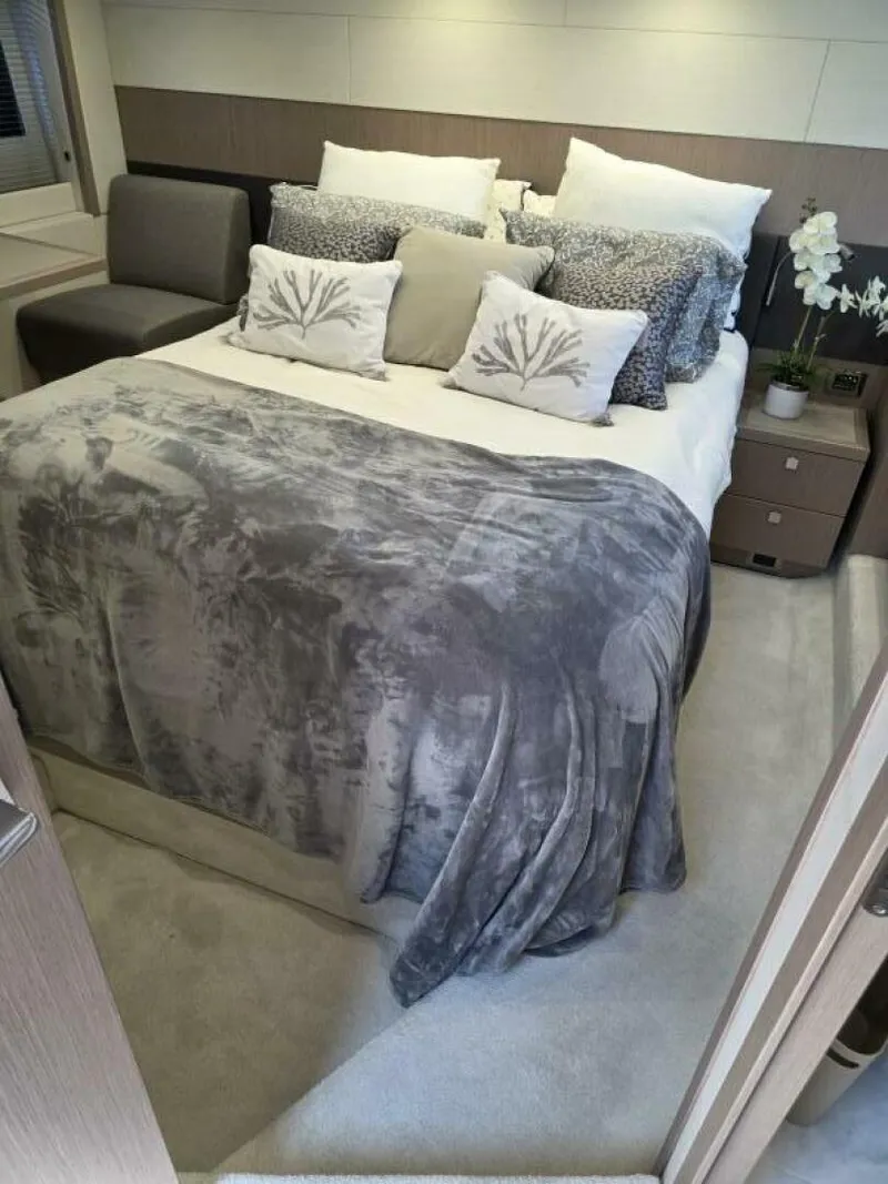 Slide: The Image of Sunseeker Predator 50 2019 - 5447825