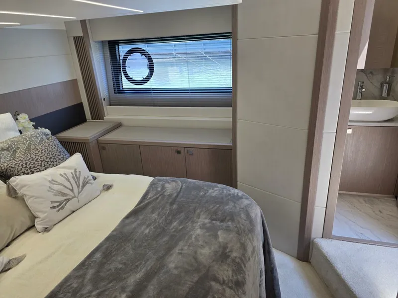 Slide: The Image of Sunseeker Predator 50 2019 - 5447827