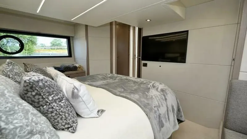 Slide: The Image of Sunseeker Predator 50 2019 - 5448167