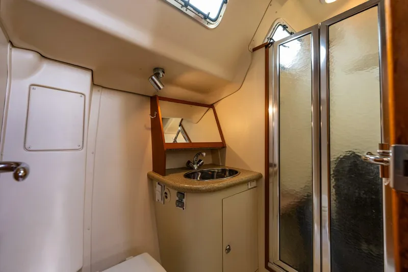 Slide: The Image of Hunter 41 Deck Salon 2007 - 5452509