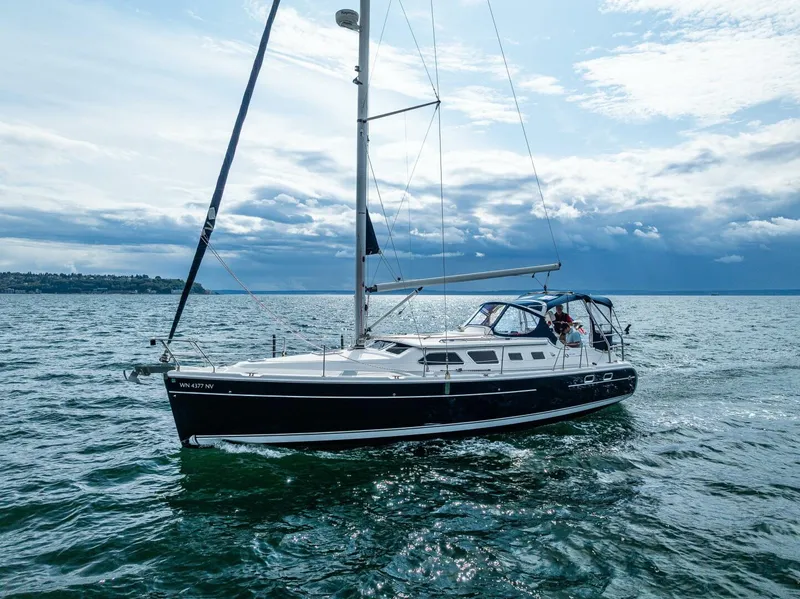 Slide: The Image of Hunter 41 Deck Salon 2007 - 5452529