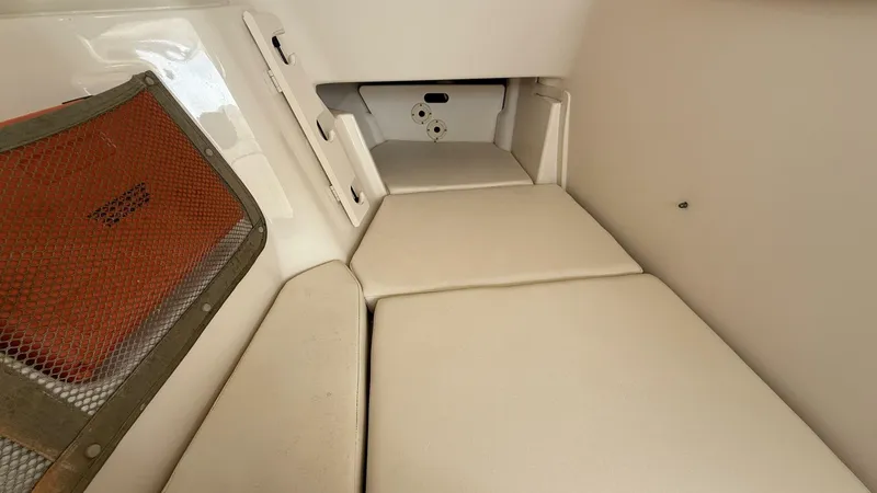 Slide: The Image of Grady-White 307 Freedom 2016 - 5449335