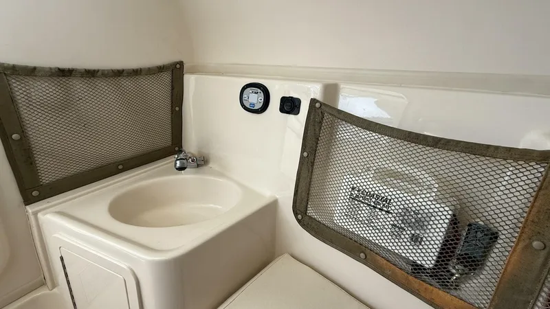 Slide: The Image of Grady-White 307 Freedom 2016 - 5449337