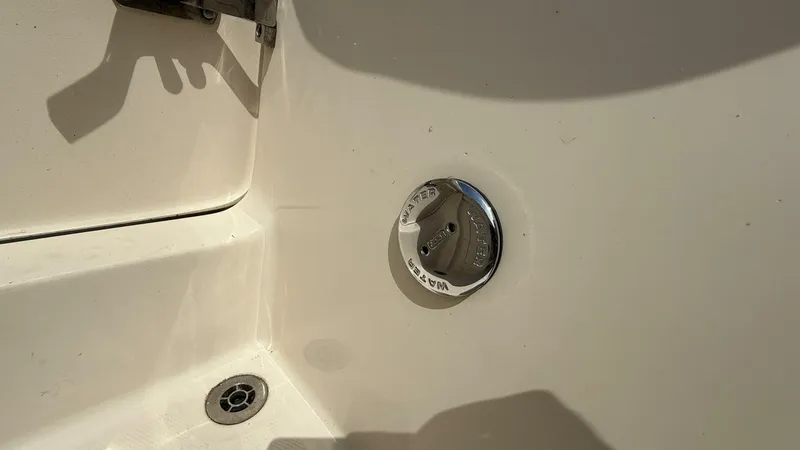 Slide: The Image of Grady-White 307 Freedom 2016 - 5449372