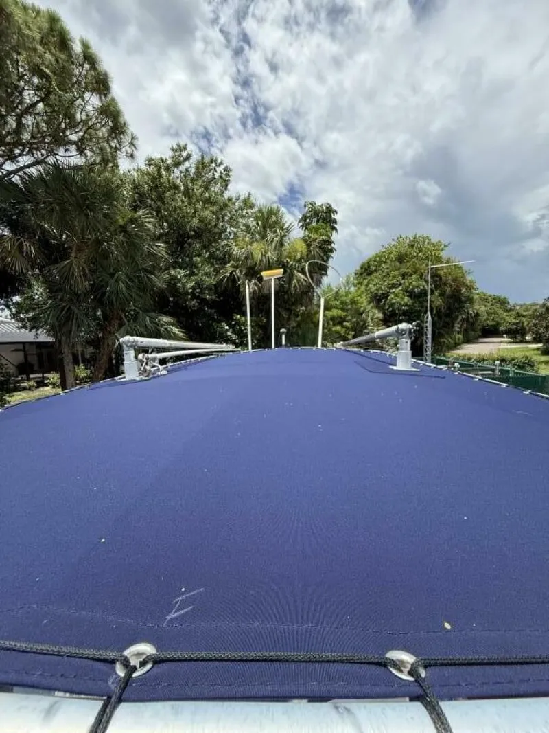 Slide: The Image of Glacier Bay Canyon Runner 2000 - 5449468