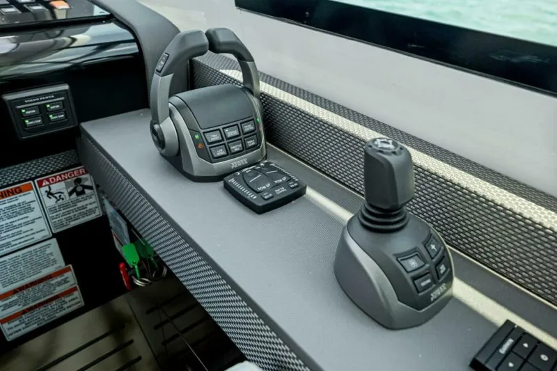 Slide: The Image of 2022 50 Cruisers Cantius - Mint 2 Bee - Helm Controls - 5449704