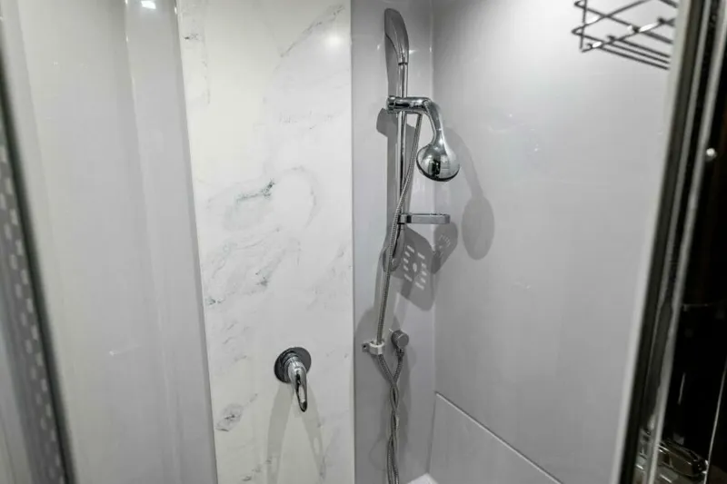 Slide: The Image of 2022 50 Cruisers Cantius - Mint 2 Bee - Master Head - 5449712