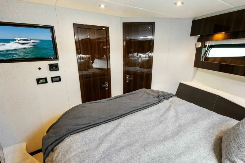 Slide: The Image of 2022 50 Cruisers Cantius - Mint 2 Bee - VIP Stateroom - 5449716