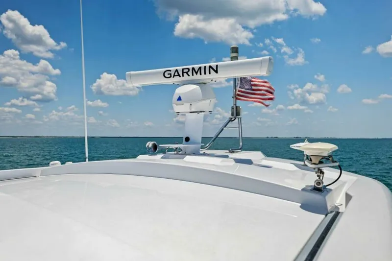 Slide: The Image of 2022 50 Cruisers Cantius - Mint 2 Bee - Garmin Open Array - 5449723