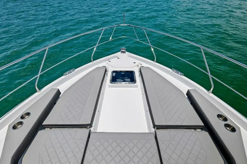 Slide: The Image of 2022 50 Cruisers Cantius - Mint 2 Bee - Bow - 5449725