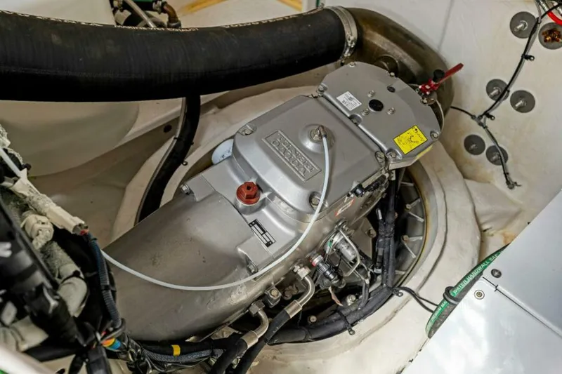 Slide: The Image of 2022 50 Cruisers Cantius - Mint 2 Bee - Engine Room - 5449730