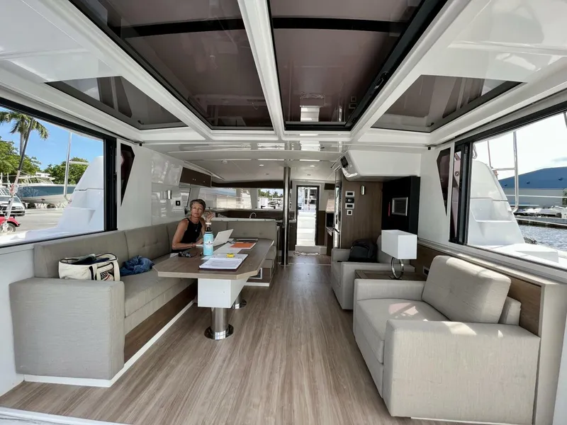 Slide: The Image of Bali 4.2 2023 - 5449825